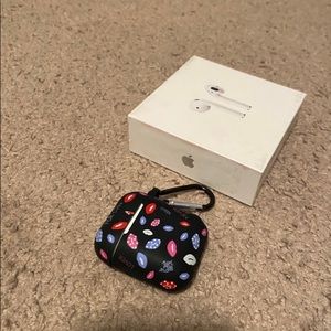 Apple AirPods with charging case